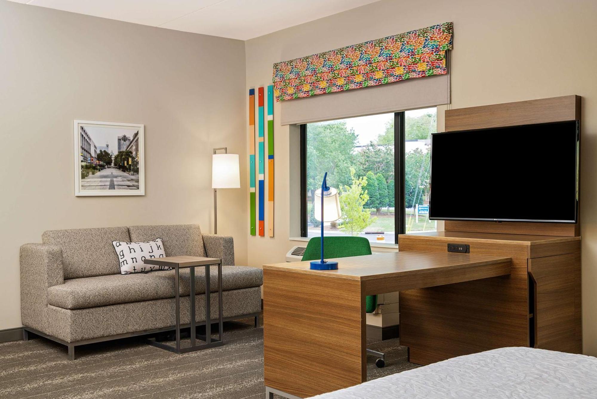 Hampton Inn & Suites Raleigh Midtown, Nc Eksteriør billede