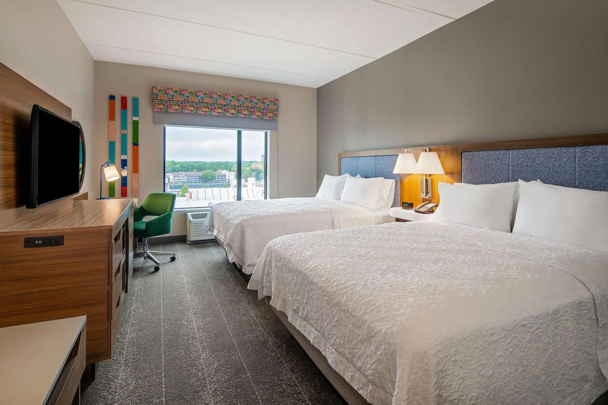 Hampton Inn & Suites Raleigh Midtown, Nc Eksteriør billede